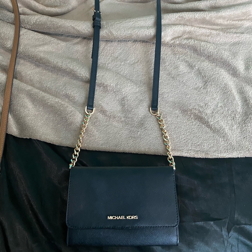 michael kors leather crossbody bag (black)